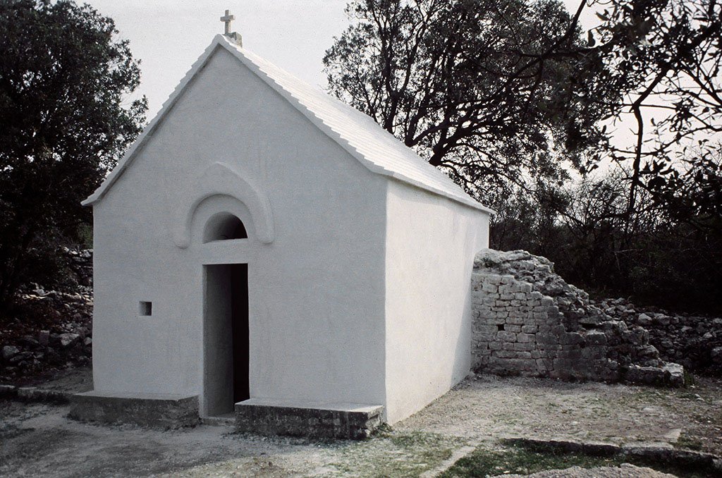 Kyrkan stomorica lozisca
