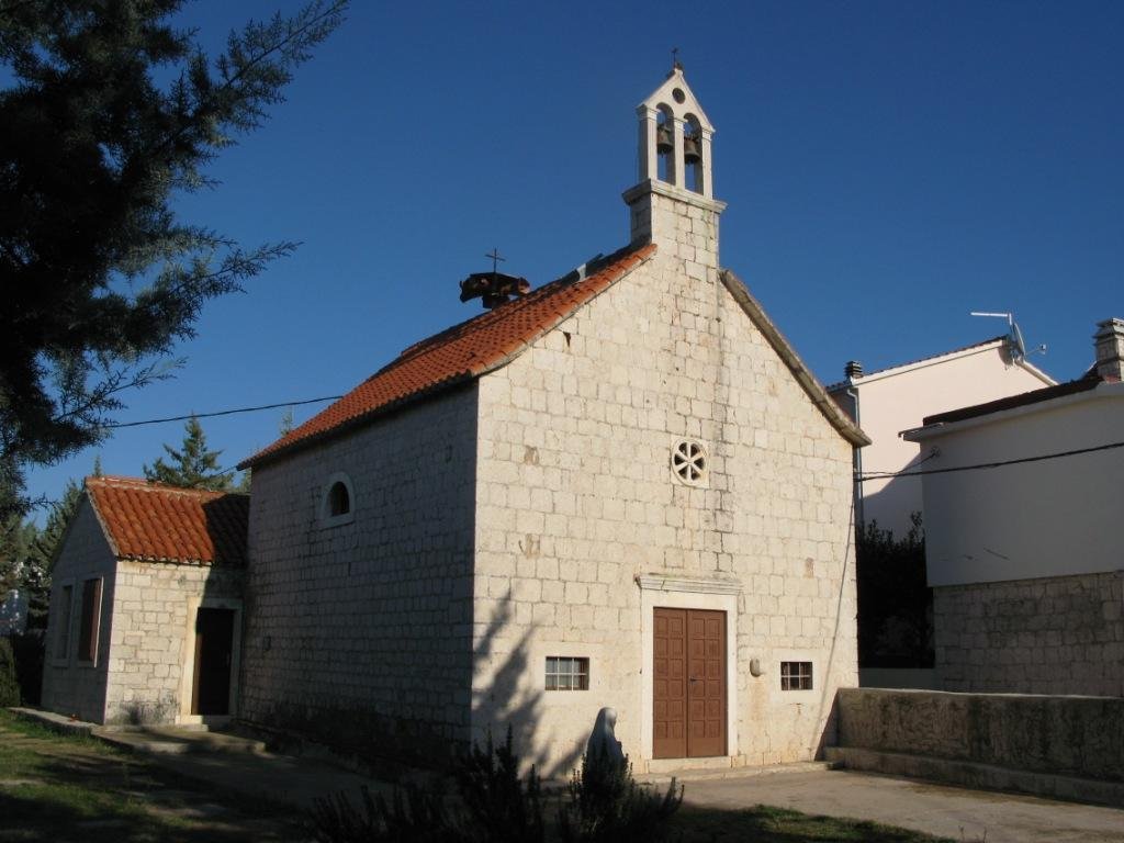 Kyrkan sankt karl borromeo okrug gornji