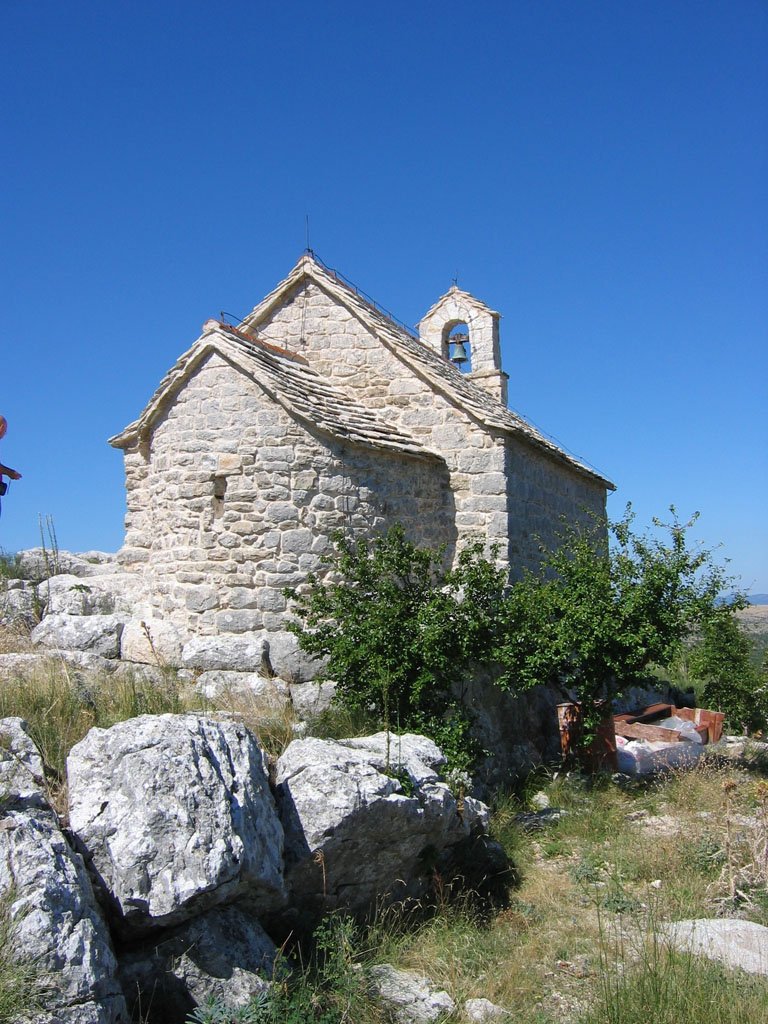 Kyrkan sankt maximus jesenice