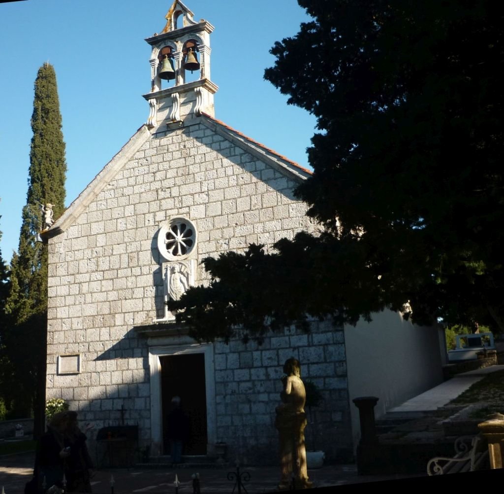 Sankta marias kyrka i bori gornje selo