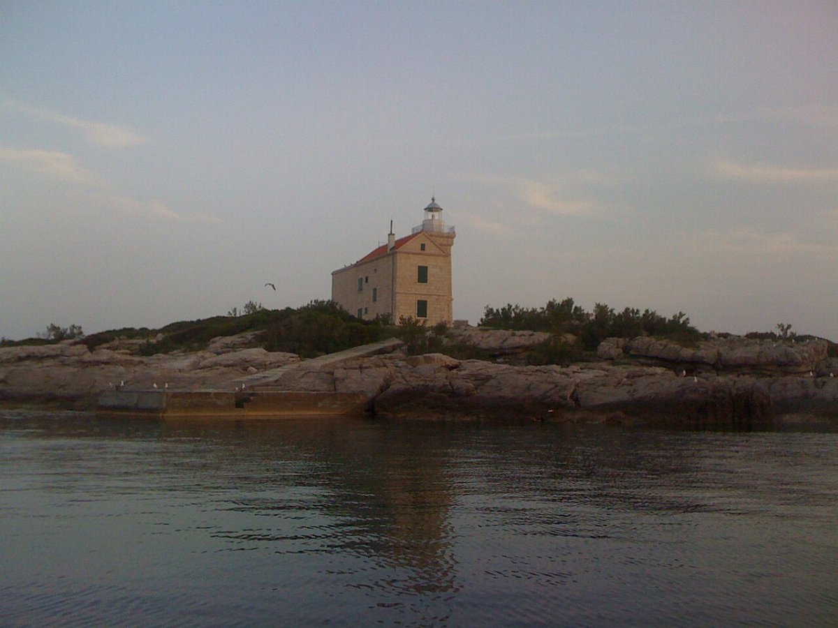 Fyren sestrice korcula